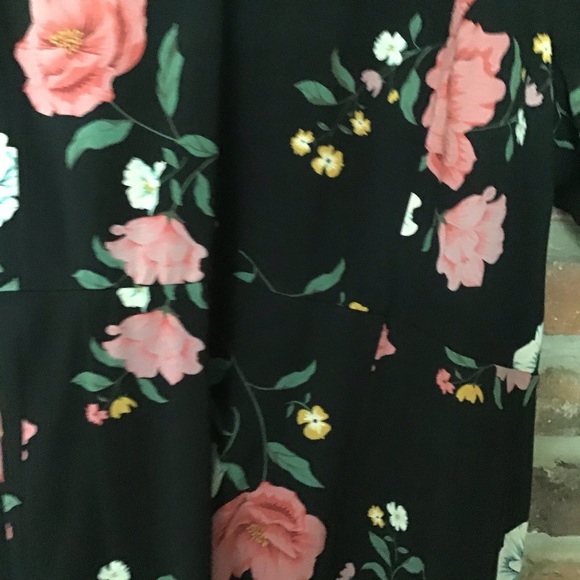 OLD NAVY DRESS - Picture 3 of 5